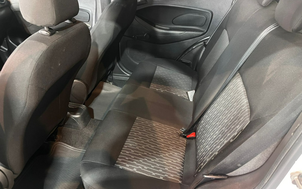 imagem-https://www.socarrao.com.br/sc-vehicle-images-prod/804693/1770642712322-MTEuanBlZw.jpeg