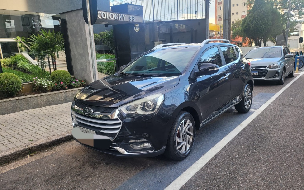 Jac T40 1.6 16V 5p Aut. 2019 Preto — foto 1 de 3