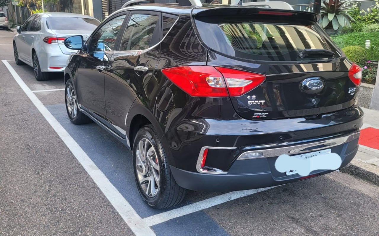 imagem-https://www.socarrao.com.br/sc-vehicle-images-prod/804765/1770644107206-V2hhdHNBcHAgSW1hZ2UgMjAyNi0wMi0wOSBhdCAxMC4wOS41My5qcGVn.jpeg