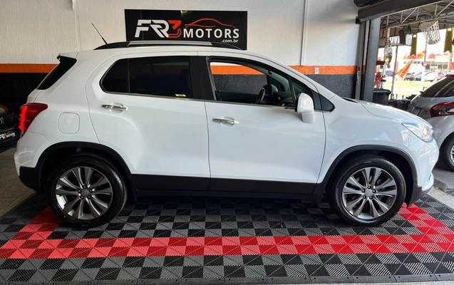 imagem-https://www.socarrao.com.br/sc-vehicle-images-prod/804855/1770644707125-V2hhdHNBcHAgSW1hZ2UgMjAyNi0wMi0wNCBhdCAxOC4yNC4yMSAoMykuanBlZw.jpeg