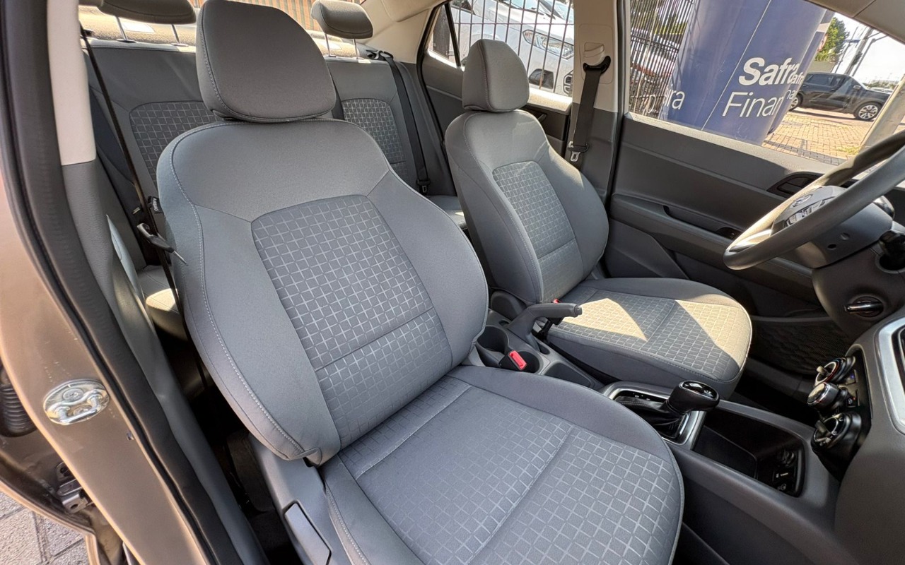 imagem-https://www.socarrao.com.br/sc-vehicle-images-prod/805149/1770647164918-V2hhdHNBcHAgSW1hZ2UgMjAyNi0wMi0wNyBhdCAxNi4xMi4yOCAoOSkuanBlZw.jpeg