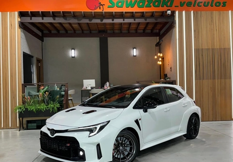 Toyota Corolla 2024 Branco — foto 1 de 3