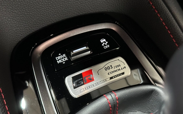 imagem-https://www.socarrao.com.br/sc-vehicle-images-prod/805197/1784296804150-vehicle_image_1770647001_3a4b35388f22c375edb7c9a9bf8bd958.jpeg