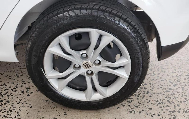 imagem-https://www.socarrao.com.br/sc-vehicle-images-prod/805211/1781284291285-7508614_5_B_bb83bd97fe.jpeg