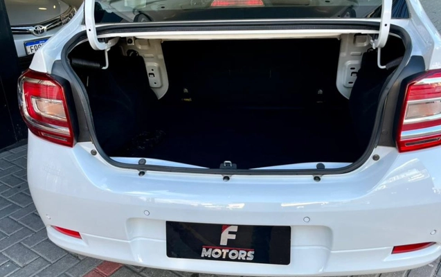 imagem-https://www.socarrao.com.br/sc-vehicle-images-prod/806015/1770656433387-V2hhdHNBcHAgSW1hZ2UgMjAyNi0wMi0wOSBhdCAxMS4xMy4xMiAoMykuanBlZw.jpeg