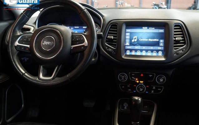 imagem-https://www.socarrao.com.br/sc-vehicle-images-prod/806098/1789567869558-7417006_7_B_6f17d7f544.jpeg