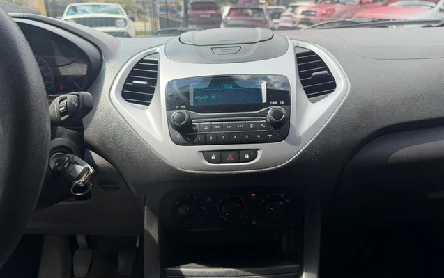 imagem-https://www.socarrao.com.br/sc-vehicle-images-prod/806435/1789671965007-7794376_4_B_3ced59b6fd.jpeg