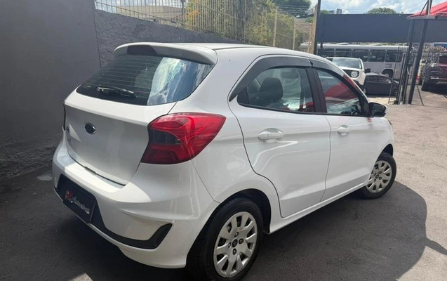 imagem-https://www.socarrao.com.br/sc-vehicle-images-prod/806435/1789671965014-7794376_7_B_ad5f30ccf7.jpeg