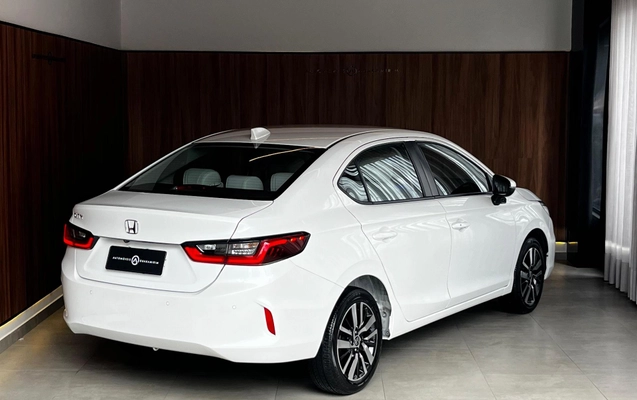 imagem-https://www.socarrao.com.br/sc-vehicle-images-prod/807164/1789755905789-a38d657beac944eebf0de4fb2bad0ce4_1763055883747.jpeg