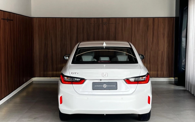 imagem-https://www.socarrao.com.br/sc-vehicle-images-prod/807164/1789755905793-f3cf893d980d496185dc20acf2a52d04_1763055884157.jpeg