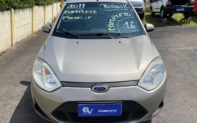 imagem-https://www.socarrao.com.br/sc-vehicle-images-prod/807415/1789584673382-SU1HXzEyNDIuanBlZw.jpeg