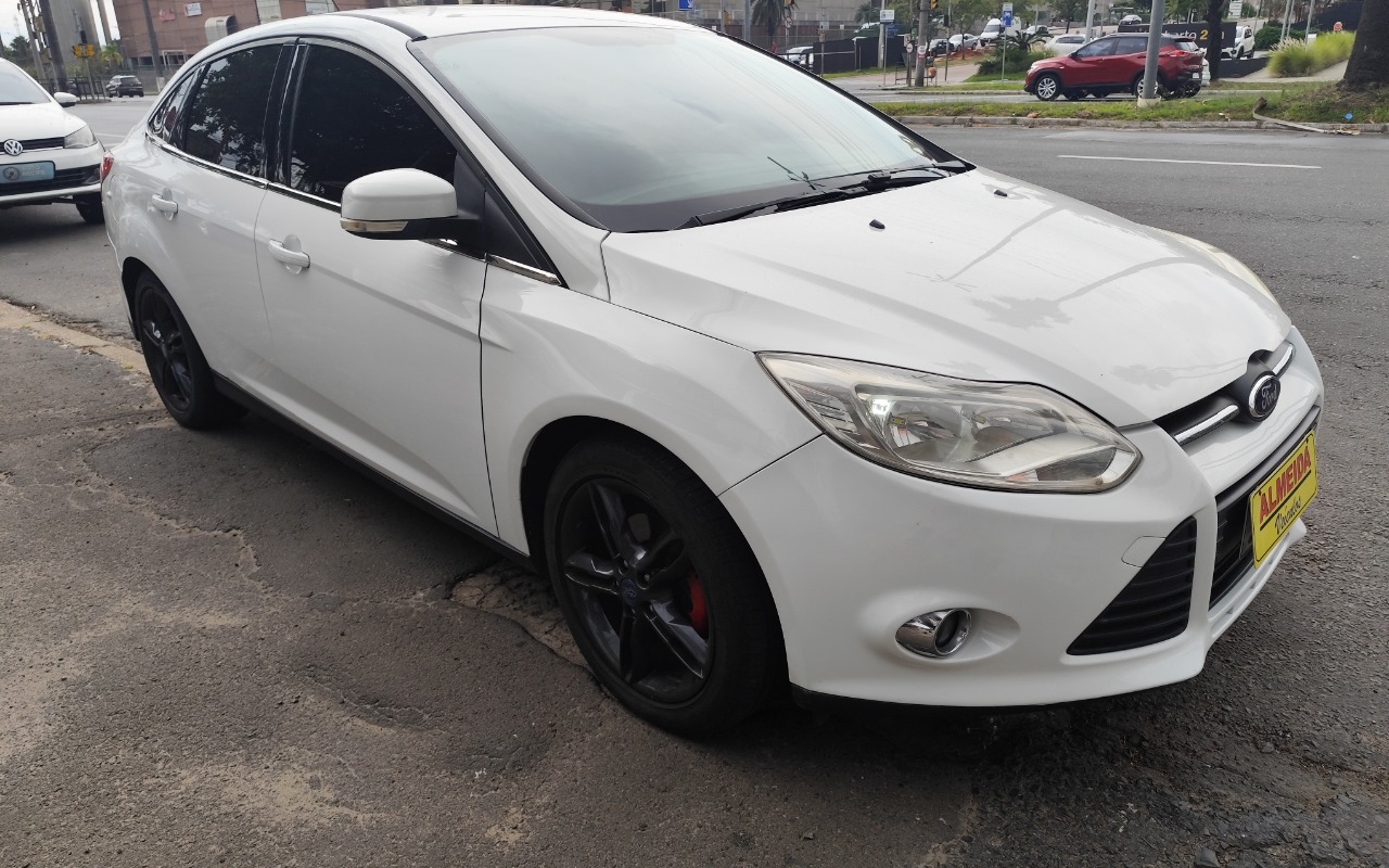 imagem-https://www.socarrao.com.br/sc-vehicle-images-prod/807720/1770665327384-MTc2ODU4OTg3MTQ3NC5qcGc.jpg