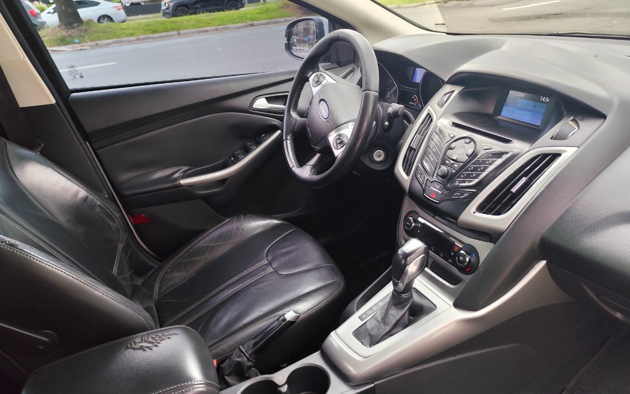 imagem-https://www.socarrao.com.br/sc-vehicle-images-prod/807720/1770665327551-MTc2ODU4OTg3MTQ1MC5qcGc.jpg
