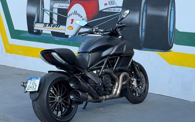 imagem-https://www.socarrao.com.br/sc-vehicle-images-prod/808380/1786807097543-7788162_3_B_0c36b127db.jpeg