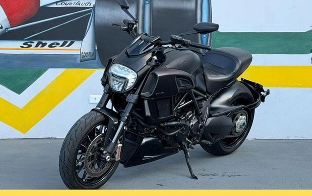 imagem-https://www.socarrao.com.br/sc-vehicle-images-prod/808380/1792171366047-7788162_9_B_4e5eeae82a.jpeg