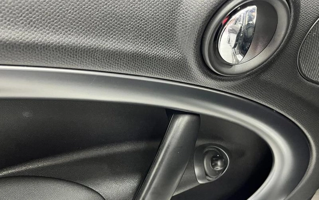 imagem-https://www.socarrao.com.br/sc-vehicle-images-prod/808680/1789151579124-4514955_13_B_f12a3108c6.jpeg