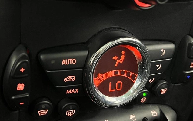 imagem-https://www.socarrao.com.br/sc-vehicle-images-prod/808680/1789151579131-4514955_7_B_a17149f54e.jpeg