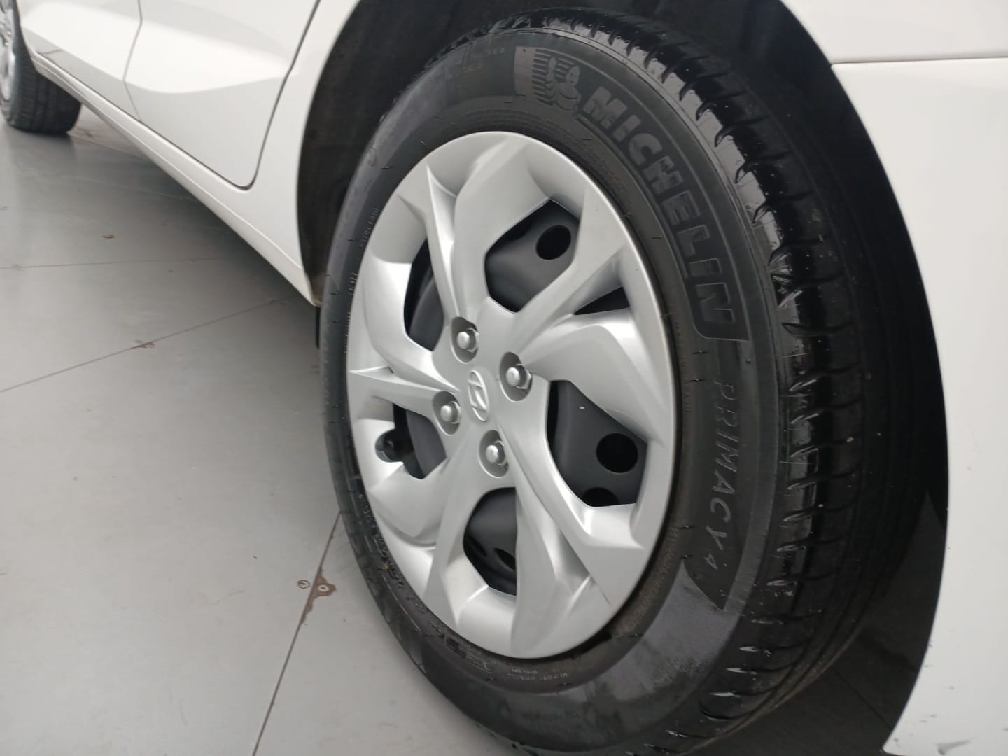 imagem-https://www.socarrao.com.br/sc-vehicle-images-prod/8106/1769987885972-7165507OR_1765952163_21_600.jpg