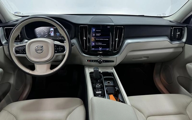imagem-https://www.socarrao.com.br/sc-vehicle-images-prod/811169/1790269599984-7796568_15_B_be97100bc3.jpeg