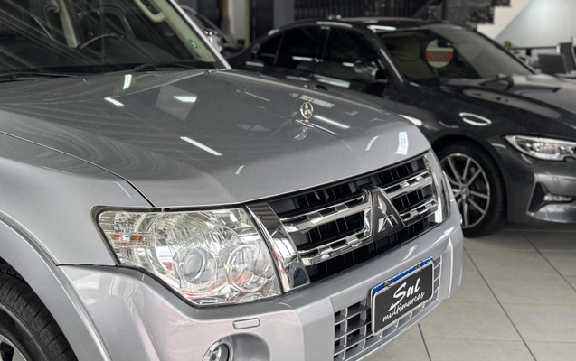 imagem-https://www.socarrao.com.br/sc-vehicle-images-prod/811397/1788293589265-zQI0pbDanQnxUBjzqKdDyl9gUsgwbBBAr9Tg.jpg