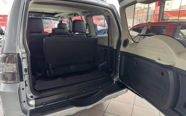 imagem-https://www.socarrao.com.br/sc-vehicle-images-prod/811397/1788293589268-umpmI41d5GJs7tO5GqjfdraZa50t4Zyfq9vo.jpg