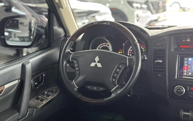 imagem-https://www.socarrao.com.br/sc-vehicle-images-prod/811397/1788293589273-fynxELzSvIDxEuA25UQFyq3sVnVqNmZiTD1x.jpg