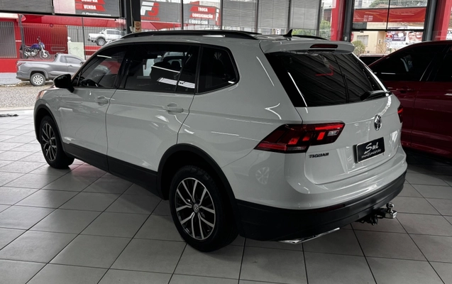 imagem-https://www.socarrao.com.br/sc-vehicle-images-prod/811471/1785768628430-KXqtnoBeDyNCw4O6vyfd2OivojZYttlVQ5h8.jpg