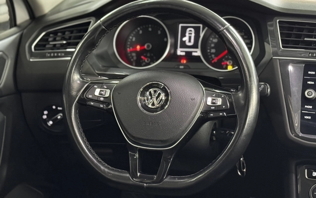 imagem-https://www.socarrao.com.br/sc-vehicle-images-prod/811471/1785768628437-C6VNVxdbWpKctt0iCBppmn1BtPJI3p7XUath.jpg