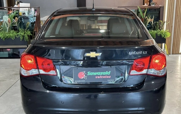 imagem-https://www.socarrao.com.br/sc-vehicle-images-prod/811485/1772024624347-vehicle_image_1766082172_06381d33dda37781e65fbd394164b3dc.jpeg