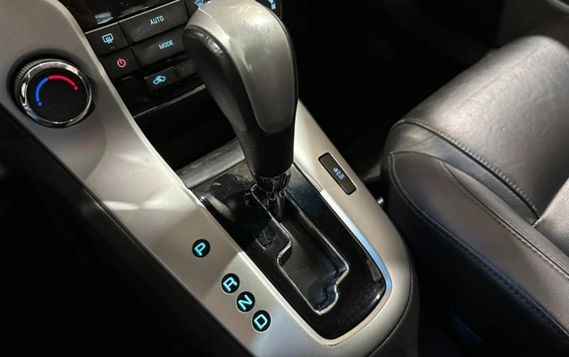 imagem-https://www.socarrao.com.br/sc-vehicle-images-prod/811485/1772024624362-vehicle_image_1766082199_dca2ad7f9fb046ec9daa20749ba64017.jpeg