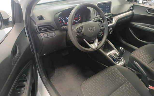 imagem-https://www.socarrao.com.br/sc-vehicle-images-prod/811695/1787249752195-Wd72kqG1ckabKo0RYXhU1iKtuVqEtApB.jpg