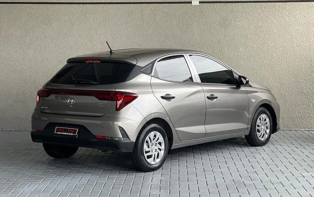 imagem-https://www.socarrao.com.br/sc-vehicle-images-prod/811818/1781191769211-7767822_13_B_154a931dd4.jpeg