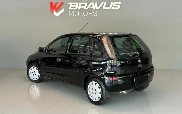 imagem-https://www.socarrao.com.br/sc-vehicle-images-prod/811975/1784734203498-7725473_0_B_570a3ae694.jpeg