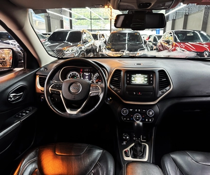 Jeep Cherokee 2015 Preto — foto 1 de 3