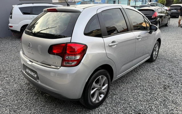 imagem-https://www.socarrao.com.br/sc-vehicle-images-prod/812523/1770741966380-V2hhdHNBcHAgSW1hZ2UgMjAyNi0wMi0wMiBhdCAxOC4xMy4zOCAoMSkuanBlZw.jpeg