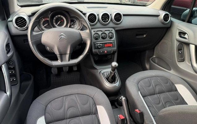 imagem-https://www.socarrao.com.br/sc-vehicle-images-prod/812523/1770741966582-V2hhdHNBcHAgSW1hZ2UgMjAyNi0wMi0wMiBhdCAxOC4xMy4zOCAoMikuanBlZw.jpeg