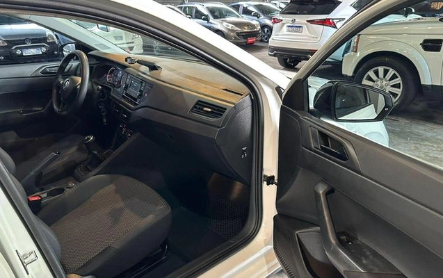 imagem-https://www.socarrao.com.br/sc-vehicle-images-prod/812710/1781008076182-6275384_7_B_9740b4089e.jpeg