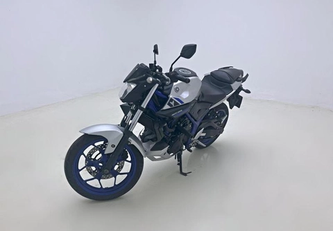 Yamaha MT-03 321/ABS 2017 Prata — foto 1 de 3