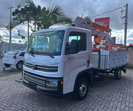 Volkswagen Delivery Express 2p (diesel)(E5) 2020 Branco — foto 1 de 3