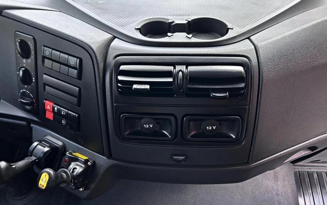 imagem-https://www.socarrao.com.br/sc-vehicle-images-prod/812897/1785960183848-7477816_14_B_42eb933ce6.jpeg