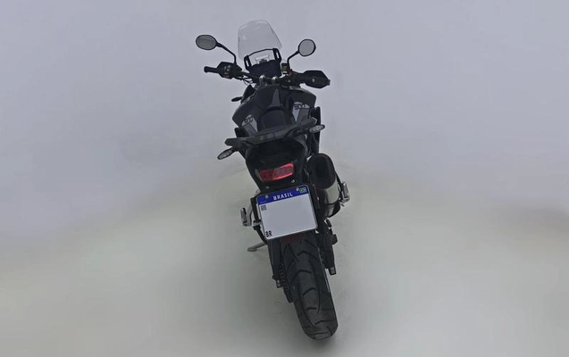 imagem-https://www.socarrao.com.br/sc-vehicle-images-prod/812903/1785428854614-7549166_2_B_7e41419a36.jpeg
