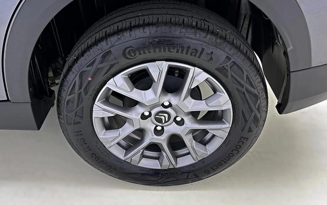 imagem-https://www.socarrao.com.br/sc-vehicle-images-prod/812959/1789666814281-7707585_13_B_7fd9482580.jpeg