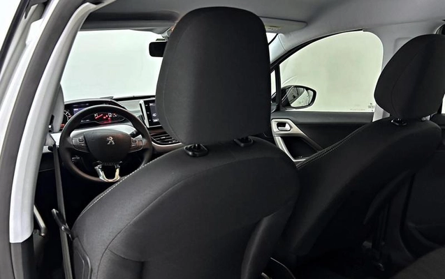 imagem-https://www.socarrao.com.br/sc-vehicle-images-prod/812960/1789497720165-7707597_11_B_c2376a4c8e.jpeg