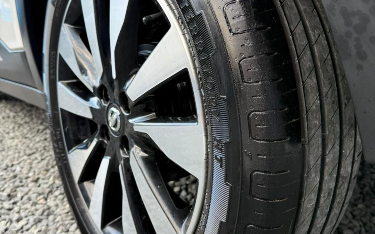 imagem-https://www.socarrao.com.br/sc-vehicle-images-prod/813040/1770745883411-V2hhdHNBcHAgSW1hZ2UgMjAyNi0wMi0wNyBhdCAwNy4xMC41NyAoMSkuanBlZw.jpeg