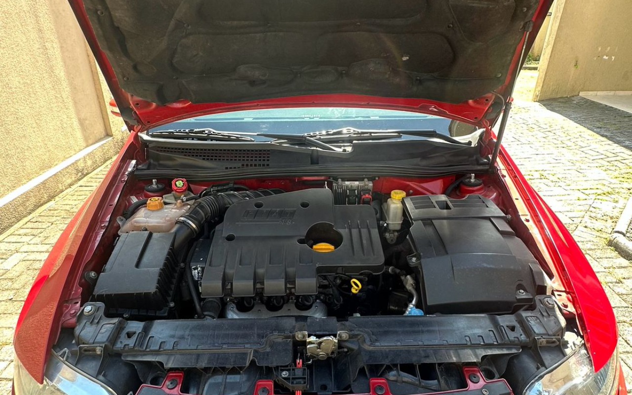 imagem-https://www.socarrao.com.br/sc-vehicle-images-prod/813421/1770747041299-V2hhdHNBcHAgSW1hZ2UgMjAyNi0wMi0xMCBhdCAxNC41OC4yMiAoNSkuanBlZw.jpeg