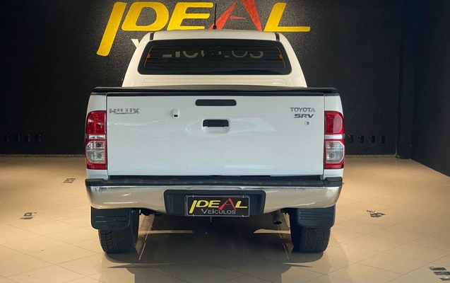 imagem-https://www.socarrao.com.br/sc-vehicle-images-prod/813425/1789825887885-90bafbc6793c458f951c90a1e181e713_1770746510488.jpeg