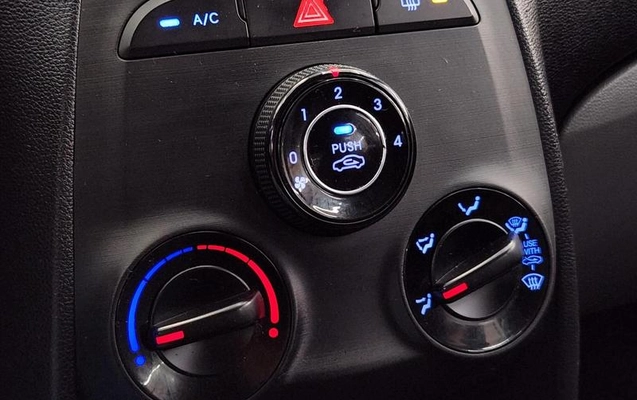 imagem-https://www.socarrao.com.br/sc-vehicle-images-prod/813470/1789139867259-7687748_12_B_58deba9532.jpeg