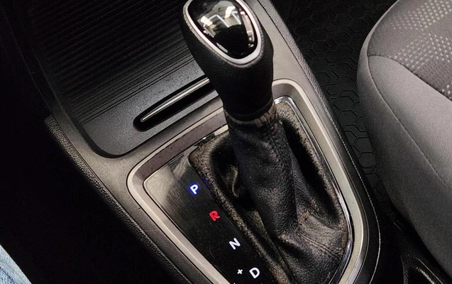 imagem-https://www.socarrao.com.br/sc-vehicle-images-prod/813470/1789139867261-7687748_13_B_e4cee45150.jpeg