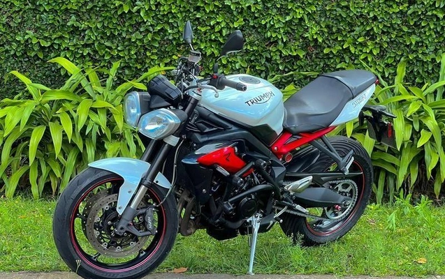 imagem-https://www.socarrao.com.br/sc-vehicle-images-prod/813804/1770749957996-7729229_0_B_f0a027c176.jpeg
