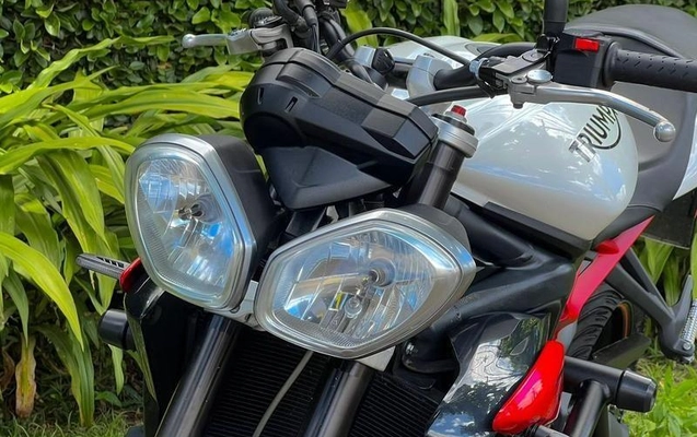 imagem-https://www.socarrao.com.br/sc-vehicle-images-prod/813804/1770749957997-7729229_2_B_d4719cab41.jpeg